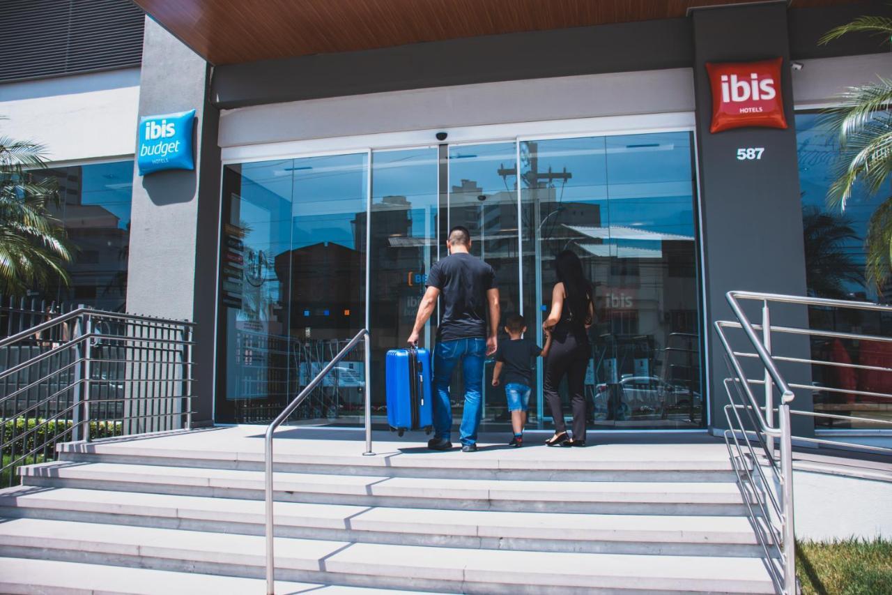 Ibis Budget Navegantes Itajaí Екстериор снимка